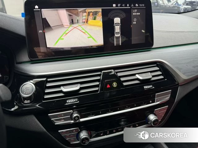 BMW 5 series 2023 Черный из Китая, фото 6
