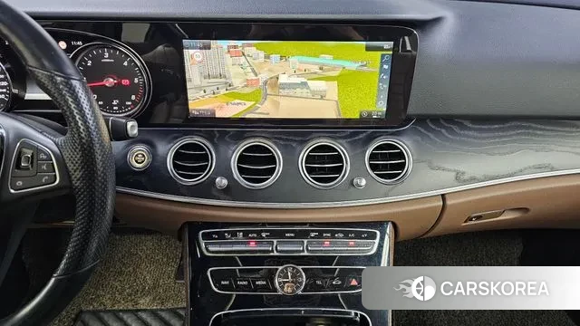 Mercedes-Benz E-Class W213 2018 Белый из Кореи, фото 6