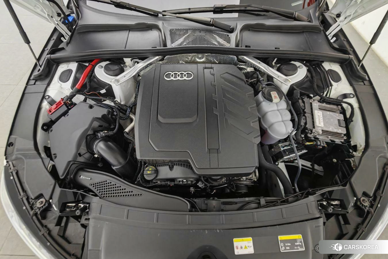 Audi A4L 2023 Белый из Китая, фото 6