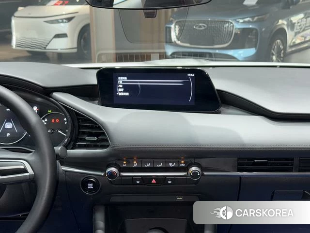 Mazda 3 Angkesaila 2022 Белый из Китая, фото 6