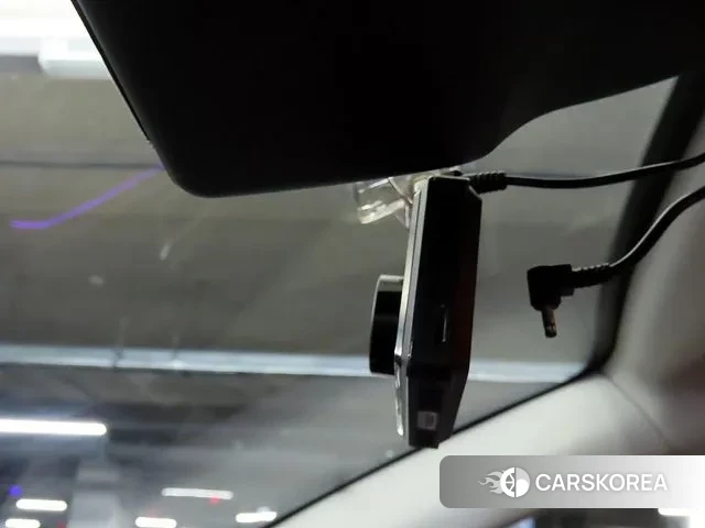 Kia Sportage 5th Generation Hybrid 2023 Белый из Кореи, фото 6