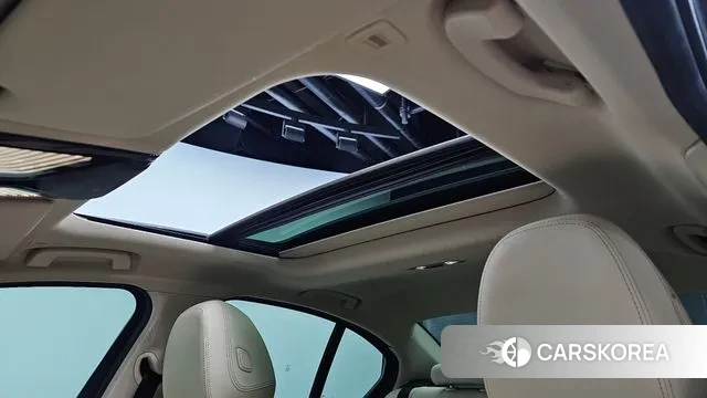 BMW 3 Series (G20) 2022 Серебристо-серый из Кореи, фото 6