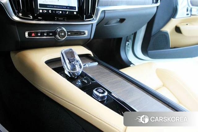 Volvo S90 2022 Белый из Кореи, фото 6