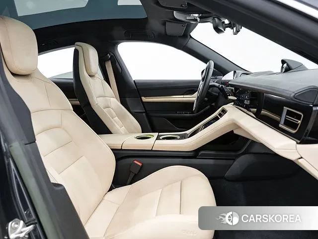 Porsche Taycan 2023 Черный из Кореи, фото 6