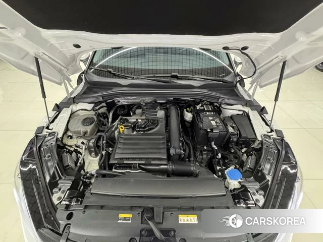 Volkswagen Lingdu 2022 Белый из Китая, фото 6