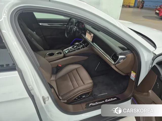 Porsche Panamera (971) 2022 Белый из Кореи, фото 6