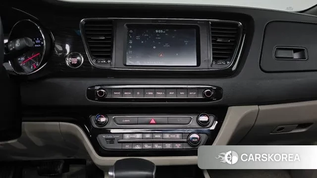 Kia The New Carnival 2020 Серый из Кореи, фото 6