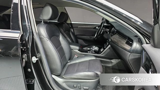 Kia K7 Premier 2020 Черный из Кореи, фото 6