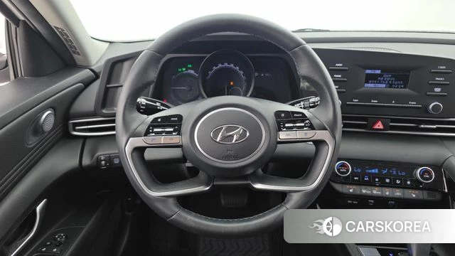 Hyundai Avante Hybrid (CN7) 2023 Белый из Кореи, фото 6
