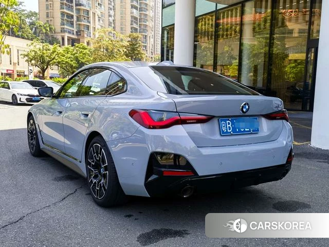 BMW 4 series 2025 Серебристо-серый из Китая, фото 6