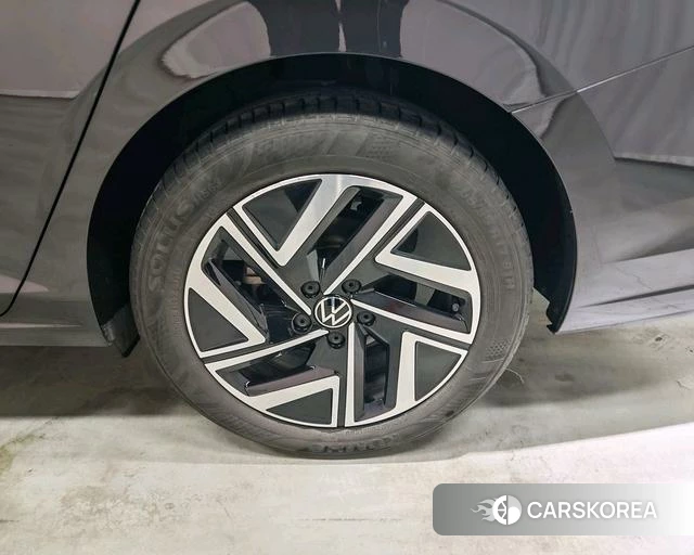 Volkswagen Sagitar 2024 Черный из Китая, фото 6