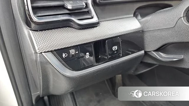 Kia Sportage 5th Generation 2021 Белый из Кореи, фото 6