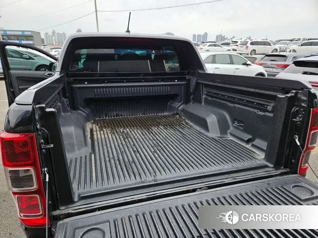 Ford Ranger 3rd Generation 2021 Черный из Кореи, фото 6