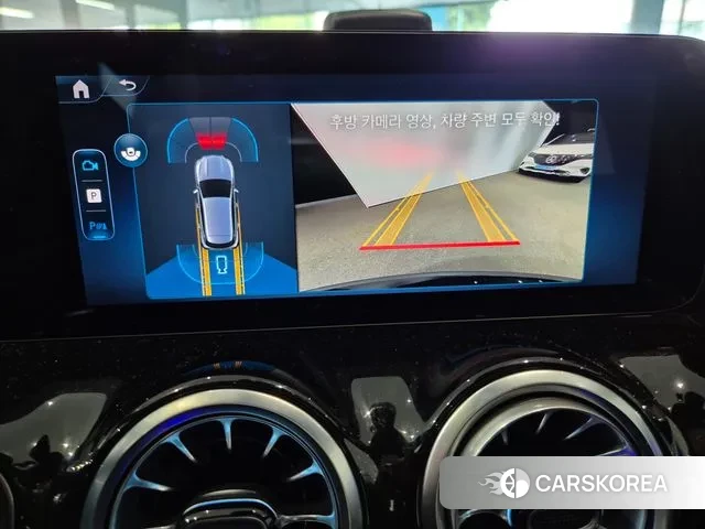 Mercedes-Benz GLA - Class H247 2025 Черный из Кореи, фото 6