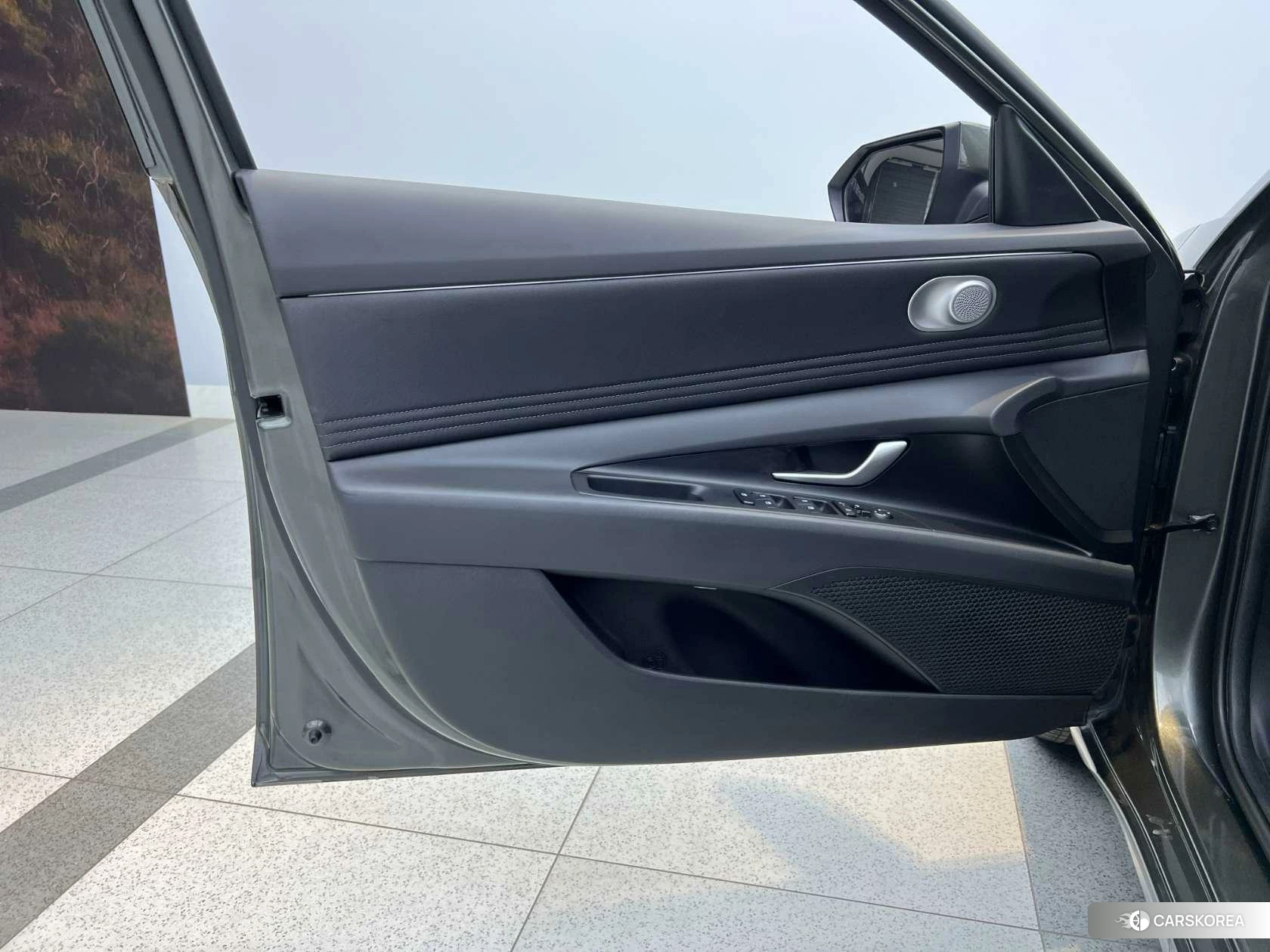 Hyundai Elantra 2023 Черный из Китая, фото 6