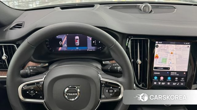 Volvo V60 Cross-Country 2nd Generation 2025 Белый из Кореи, фото 6