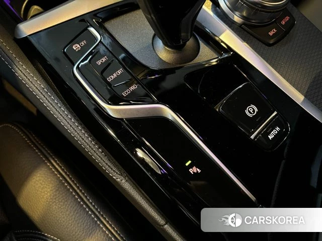 BMW 5 Series (G60) 2022 Серый из Кореи, фото 6