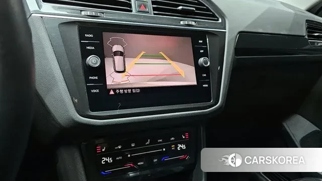 Volkswagen Tiguan second Generation 2021 Белый из Кореи, фото 6