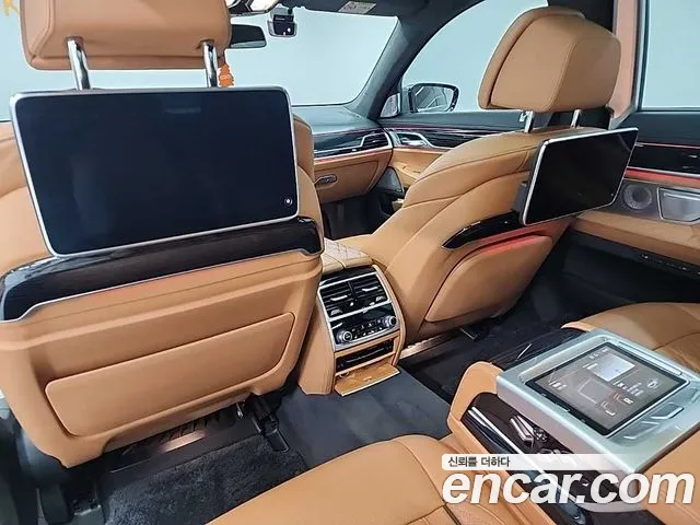 BMW 7 Series (G11) 2022 Серебристо-серый из Кореи, фото 6