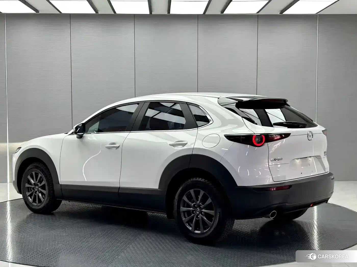 Mazda CX-30 2022 Белый из Китая, фото 6