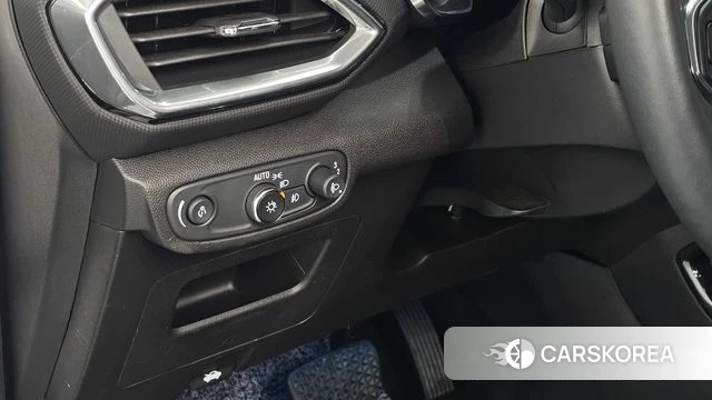 Chevrolet (GM Daewoo) Trailblazer 2022 Белый из Кореи, фото 6