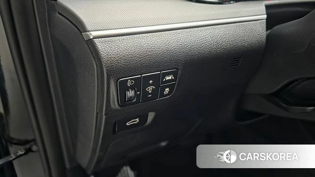 Kia K5 3rd generation 2023 Черный из Кореи, фото 6