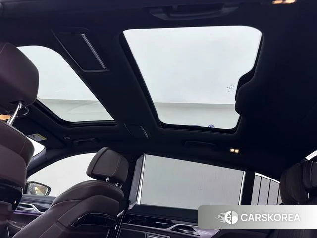 BMW 7 series 2021 Черный из Китая, фото 6