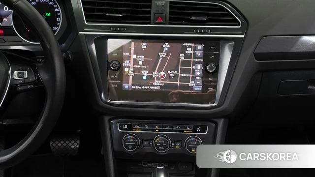 Volkswagen Tiguan second Generation 2020 Белый из Кореи, фото 6