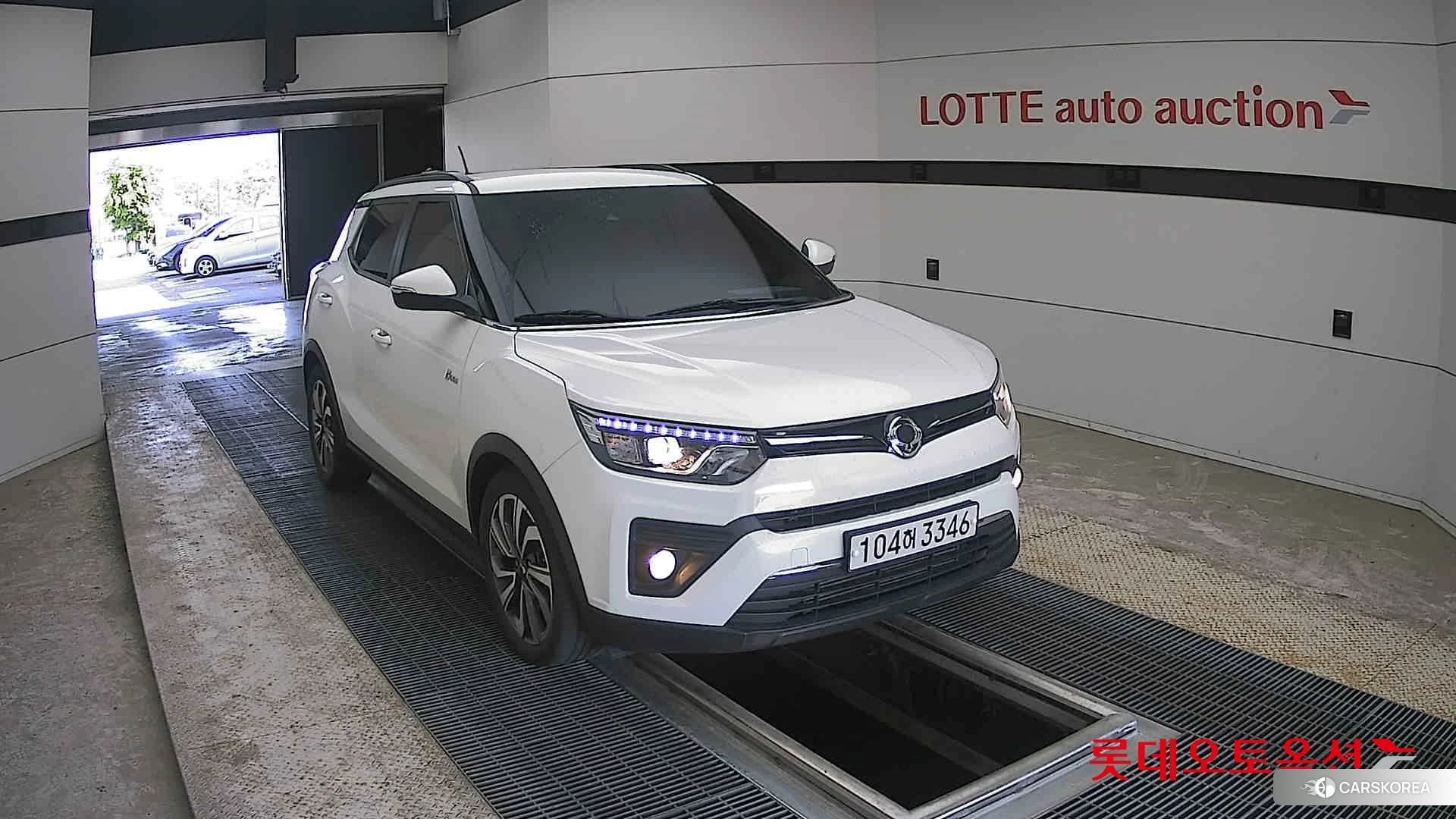 SsangYong Tivoli 2021 Grand White из Кореи, фото 6