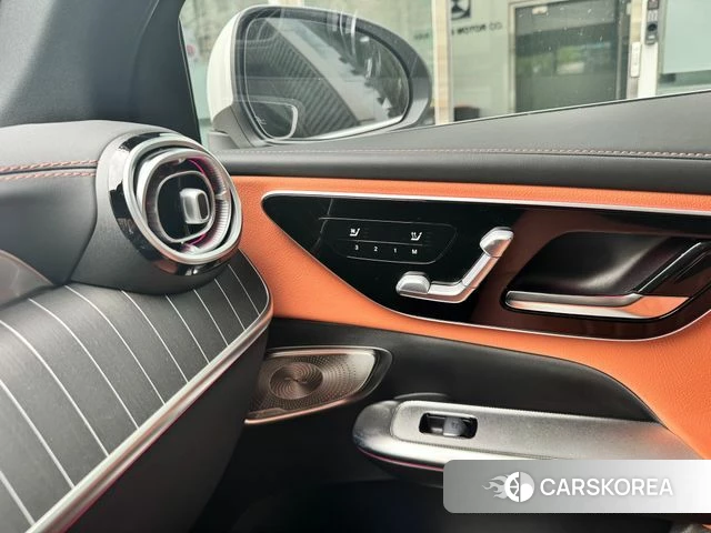 Mercedes-Benz GLC-Class X254 2026 Белый из Кореи, фото 6