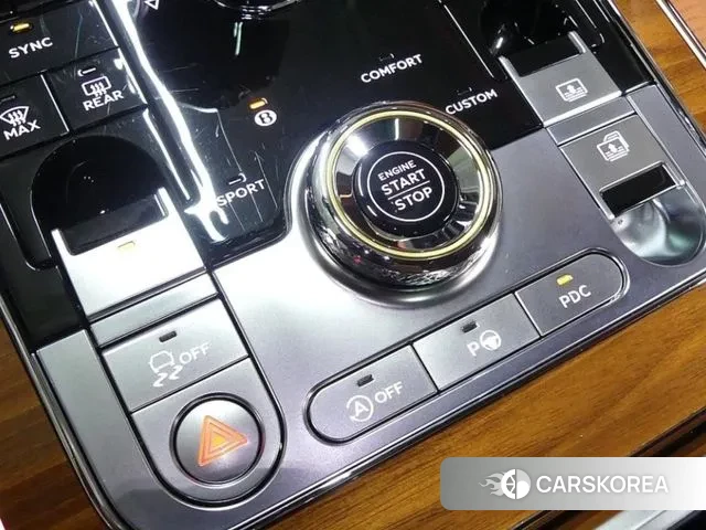 Bentley Flying Spur 3rd Generation 2022 Белый из Кореи, фото 6