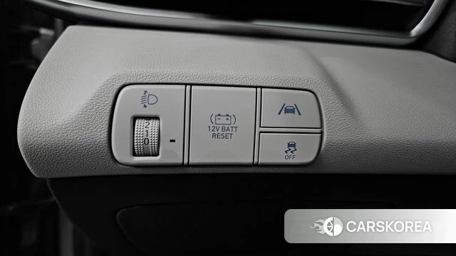 Hyundai Avante Hybrid (CN7) 2022 Серебряный из Кореи, фото 6