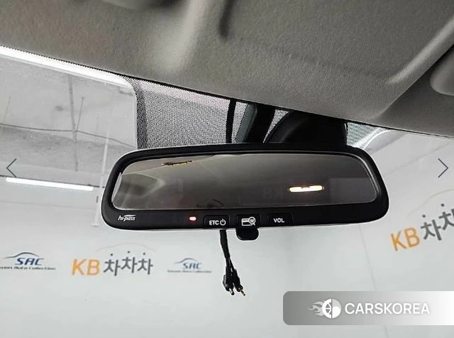 Hyundai Venue 2022 Белый из Кореи, фото 6