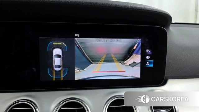 Mercedes-Benz E-Class W213 2021 Серебристо-серый из Кореи, фото 6