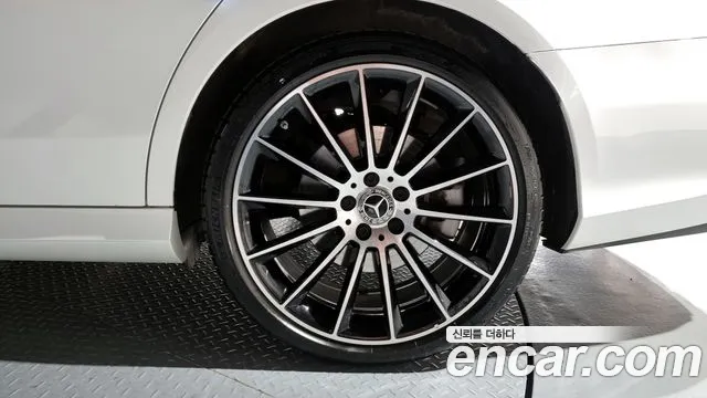 Mercedes-Benz E-Class W213 2022 Белый из Кореи, фото 6