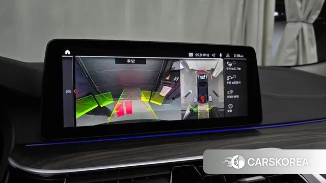 BMW 5 Series (G30) 2023 Черный из Кореи, фото 6