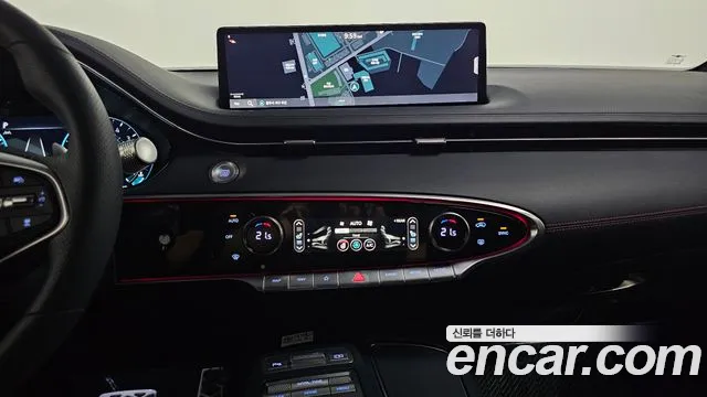 Genesis GV70 2023 Белый из Кореи, фото 6