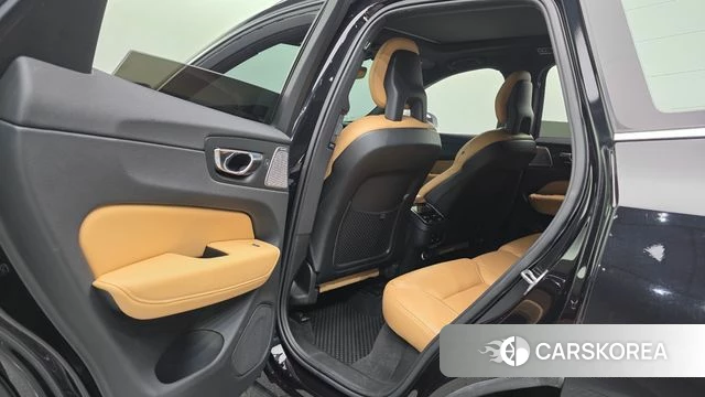 Volvo XC60 second Generation 2018 Черный из Кореи, фото 6