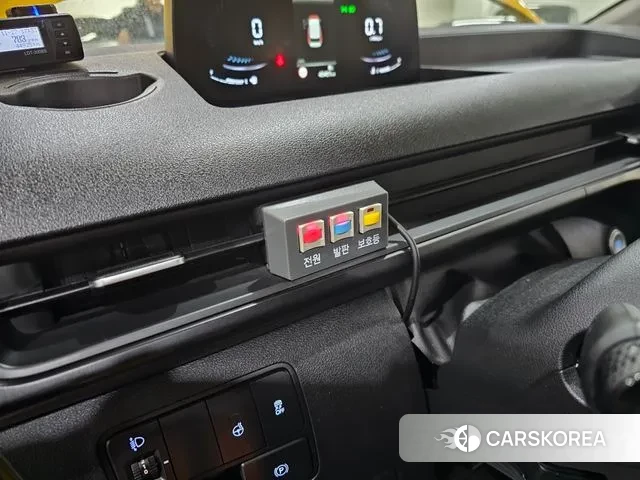 Hyundai Staria 2021 Желтый из Кореи, фото 6