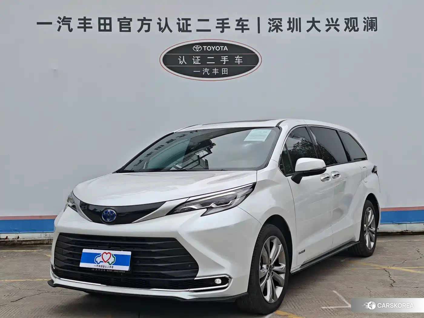 Toyota Sienna 2024 Белый из Китая, фото 6