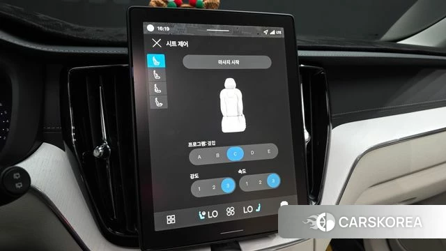 Volvo XC60 second Generation 2025 Белый из Кореи, фото 6
