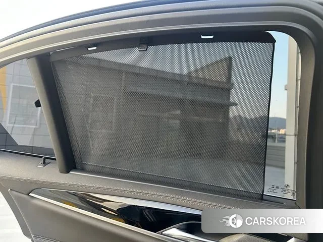 BMW 5 Series (G30) 2022 Черный двухцветный из Кореи, фото 6