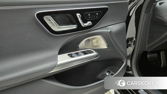 Mercedes-Benz E-Class W214 2025 Черный из Кореи, фото 6