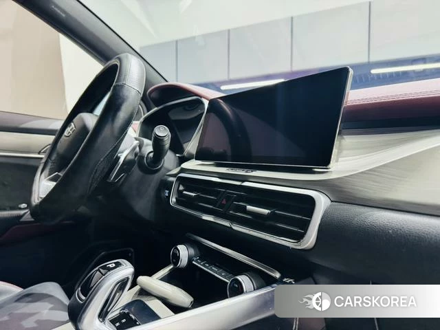 Geely Automobile Binyue 2019 Серебристо-серый из Китая, фото 6