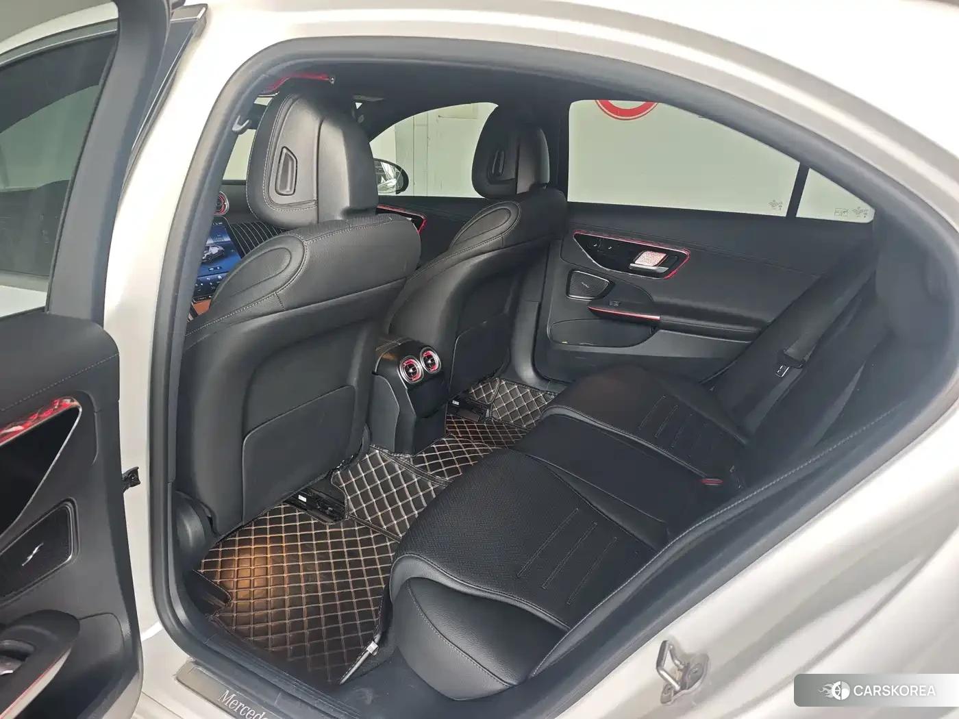 Mercedes-Benz C-class 2024 Белый из Китая, фото 6