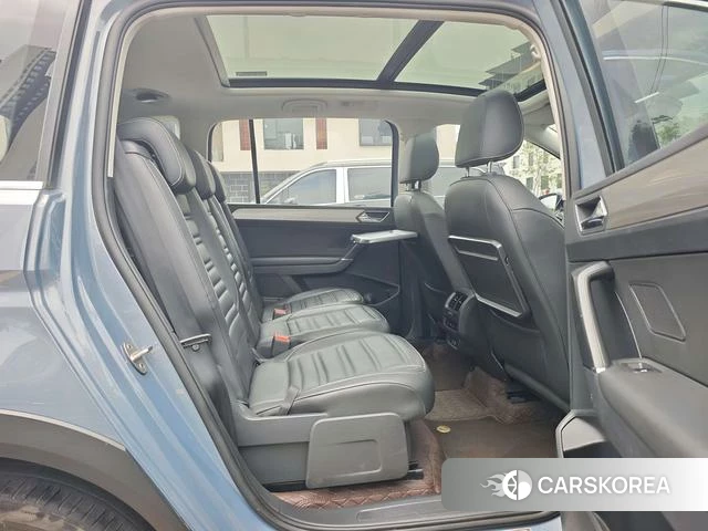 Volkswagen Touran L 2021 Другой из Китая, фото 6