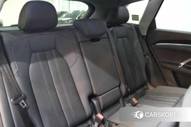 Audi Q5 (80A) 2025 Черный из Кореи, фото 6