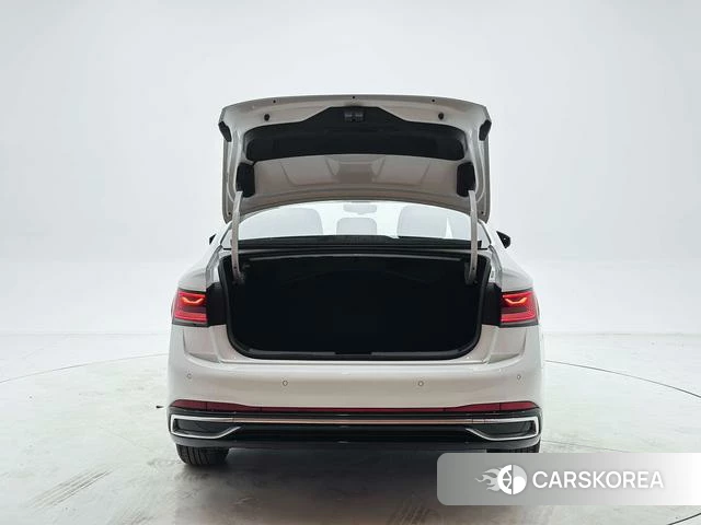 Volkswagen Sagitar 2022 Белый из Китая, фото 6
