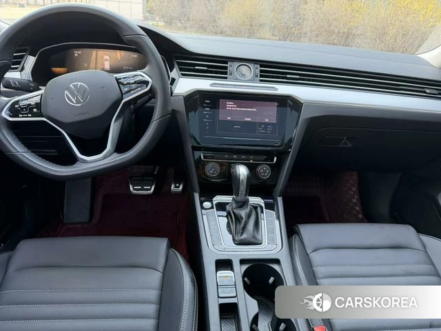 Volkswagen Magotan 2024 Черный из Китая, фото 6