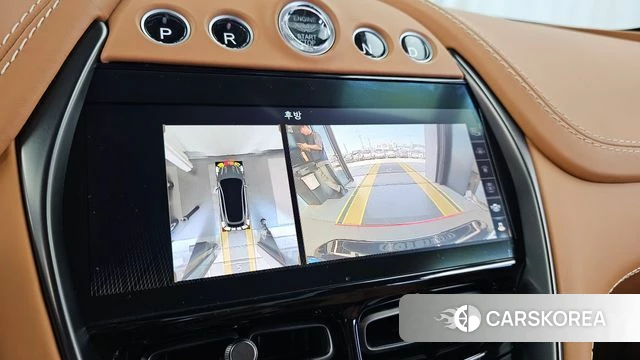 Aston Martin DBX 2023 Белый из Кореи, фото 6